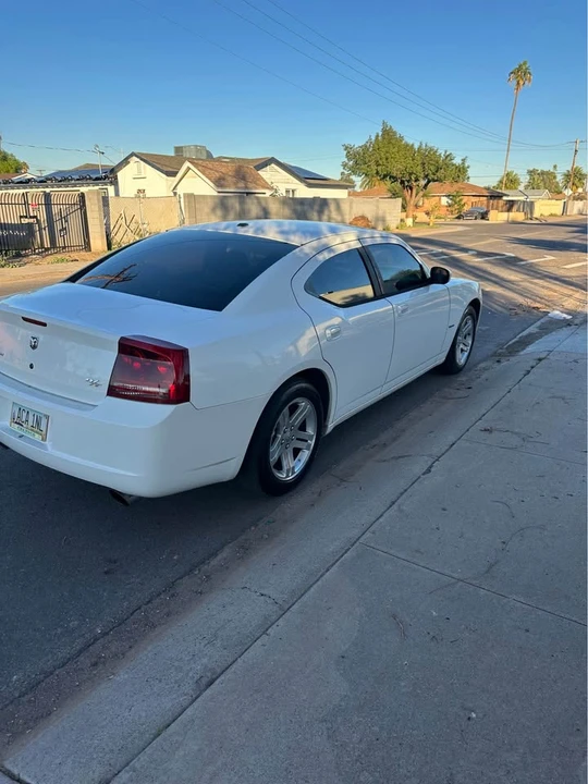 2007 Dodge Charger 6th Gen - Image 6 of 8