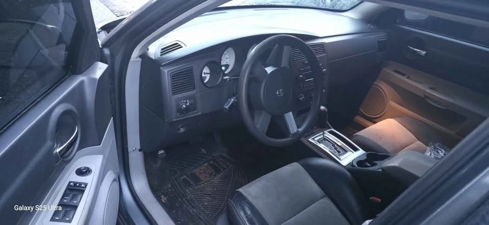 2007 Dodge Charger 6th Gen - Image 5 of 16