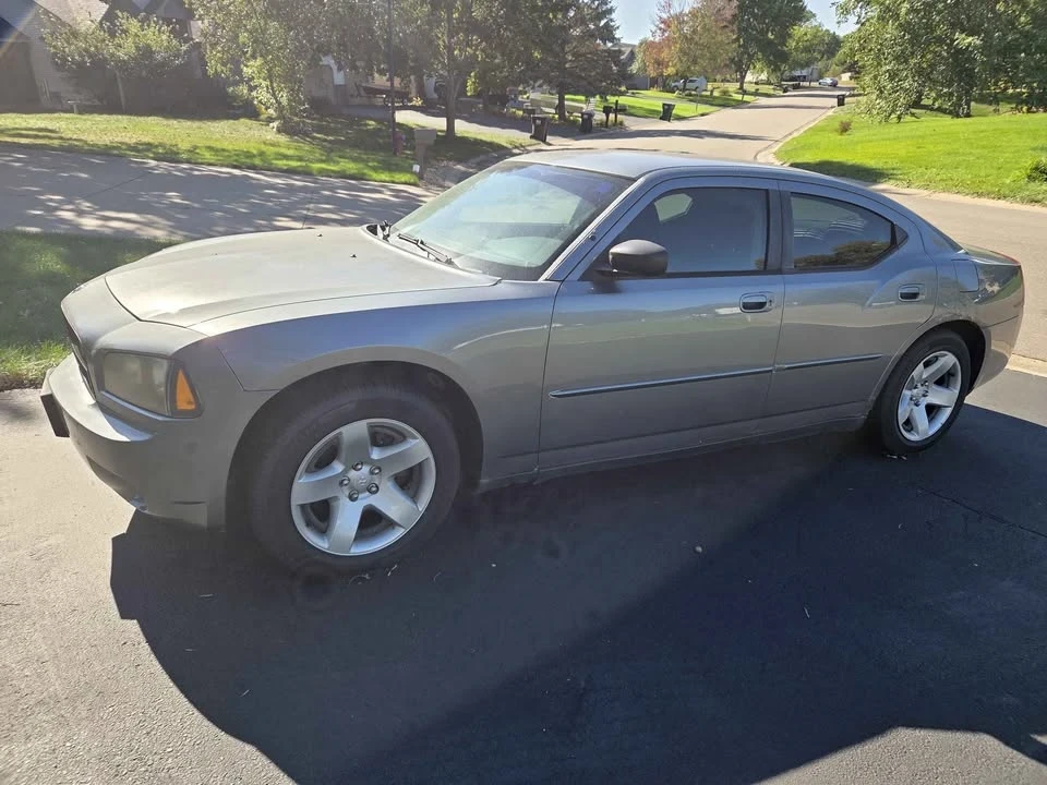 2007 Dodge Charger 6th Gen - Image 2 of 12