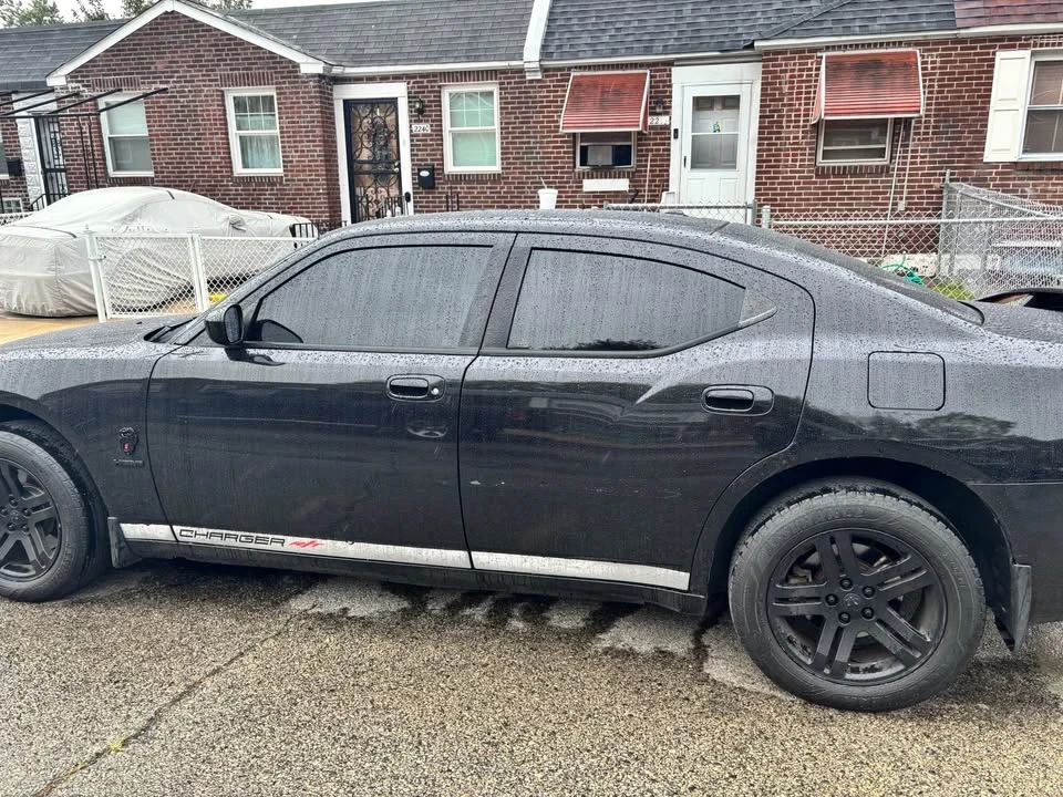 2007 Dodge Charger 6th Gen - Image 4 of 8