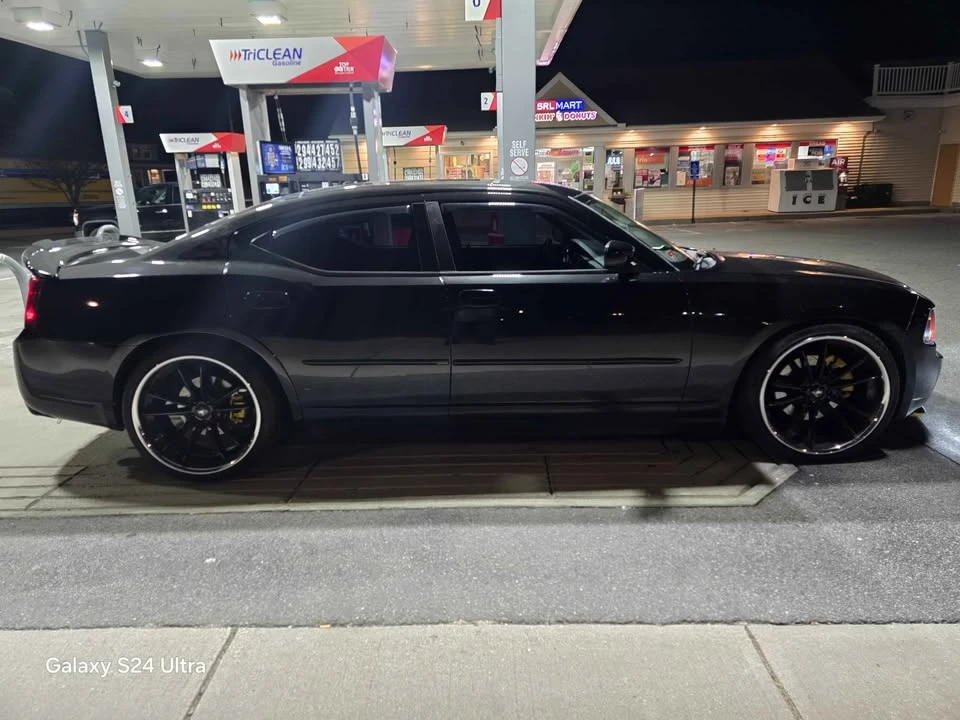 2007 Dodge Charger 6th Gen - Image 4 of 11