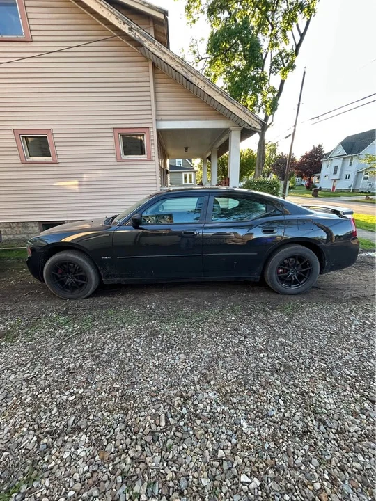 2007 Dodge Charger 6th Gen - Image 2 of 4
