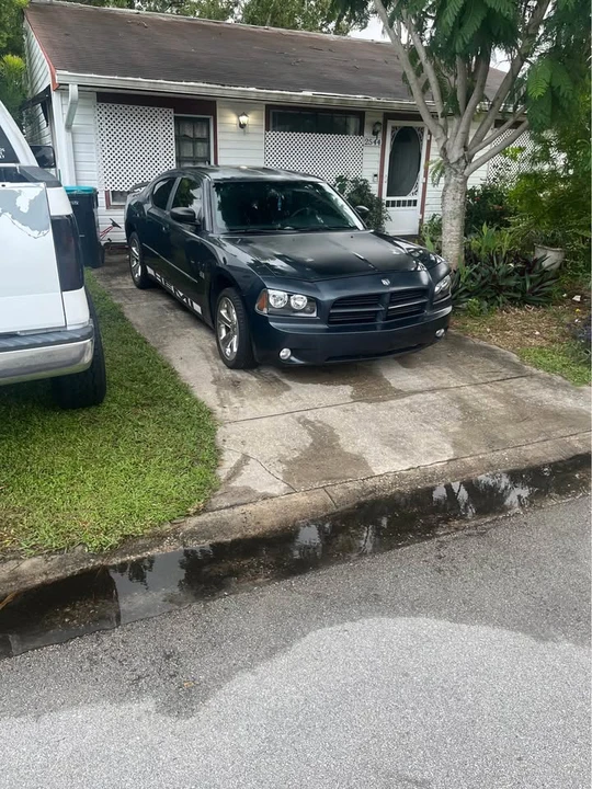 2007 Dodge Charger 6th Gen - Image 4 of 4