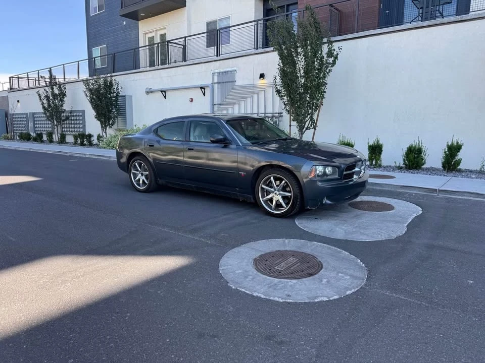 2007 Dodge Charger 6th Gen - Image 2 of 6
