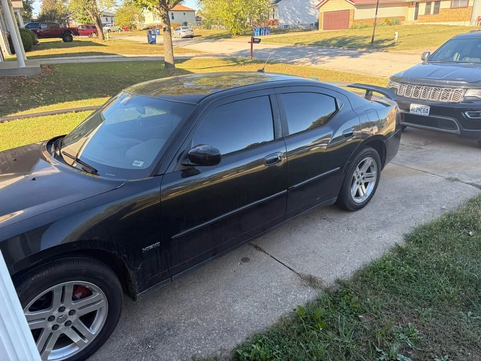 2007 Dodge Charger 6th Gen - Image 2 of 8