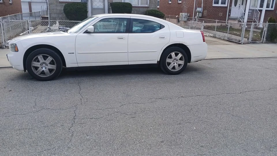 2007 Dodge Charger 6th Gen - Image 2 of 6