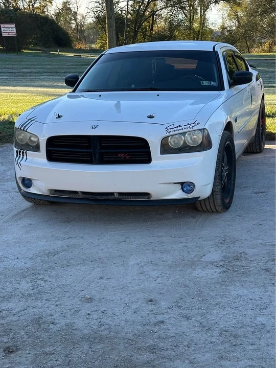 2007 Dodge Charger 6th Gen - Image 2 of 7