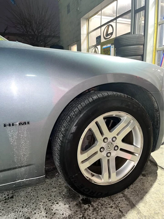 2007 Dodge Charger 6th Gen - Image 10 of 14