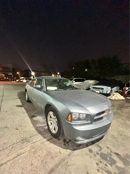 2007 Dodge Charger 6th Gen - Image 2 of 14