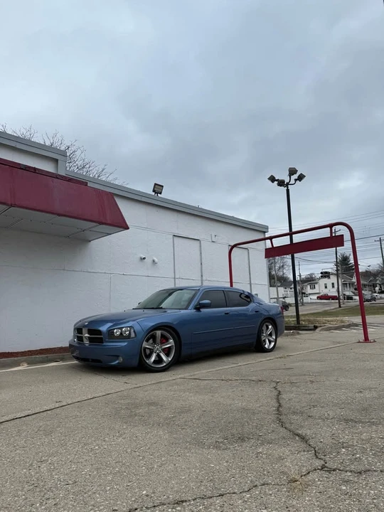 2007 Dodge Charger 6th Gen - Image 5 of 10