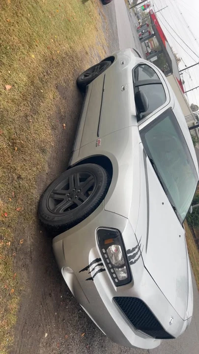 2007 Dodge Charger 6th Gen - Image 4 of 6