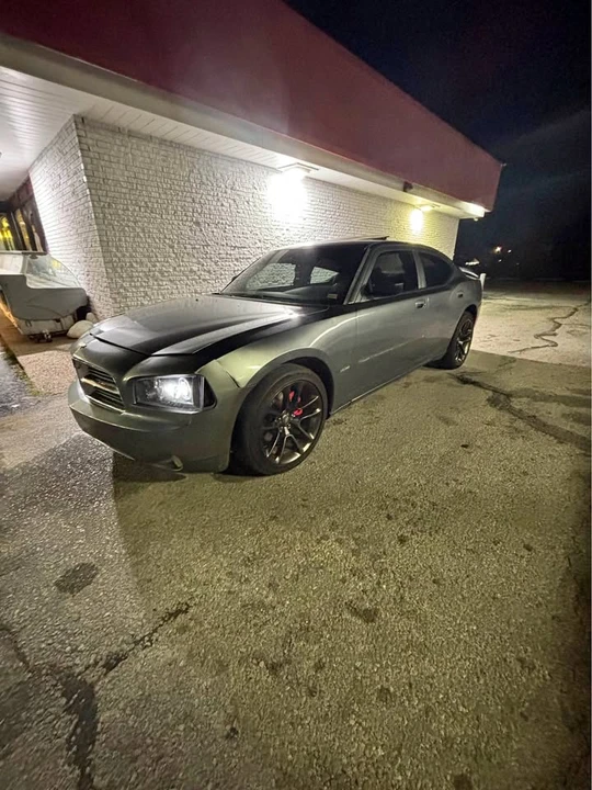 2007 Dodge Charger 6th Gen - Image 2 of 6