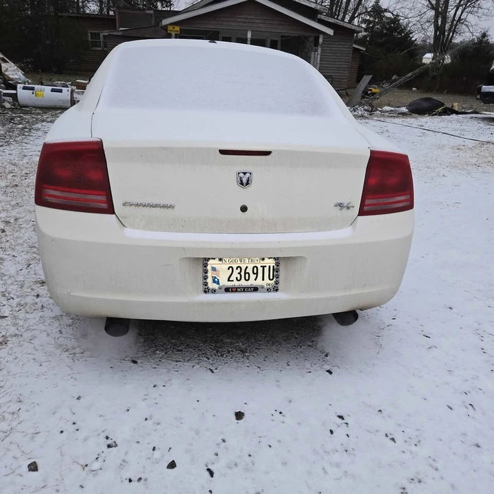 2007 Dodge Charger 6th Gen - Image 5 of 7