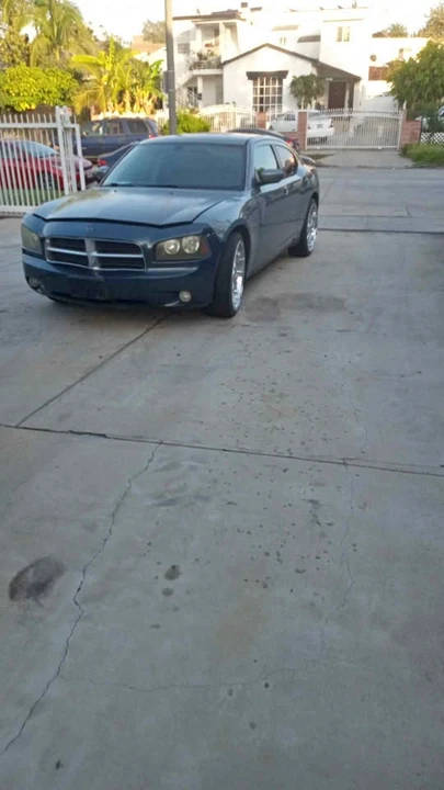 2007 Dodge Charger 6th Gen - Image 2 of 7