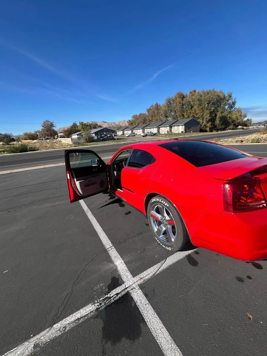 2007 Dodge Charger 6th Gen - Image 6 of 10