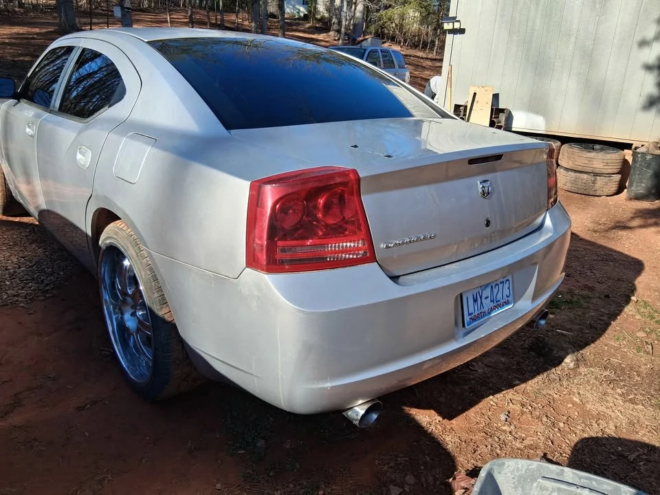 2007 Dodge Charger 6th Gen - Image 2 of 13