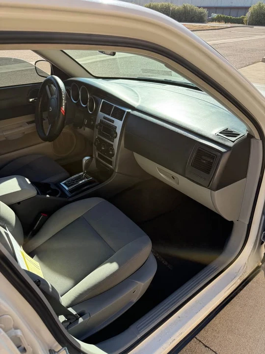 2007 Dodge Charger 6th Gen - Image 4 of 10