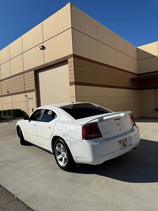 2007 Dodge Charger 6th Gen - Image 2 of 10