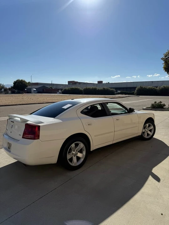 2007 Dodge Charger 6th Gen - Image 3 of 10