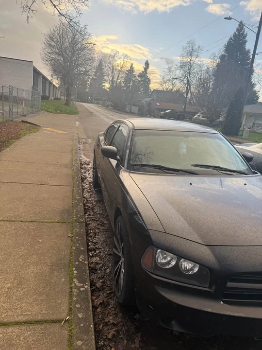 2007 Dodge Charger 6th Gen - Image 2 of 3
