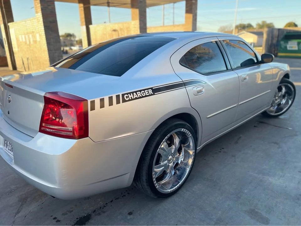 2007 Dodge Charger 6th Gen - Image 7 of 19