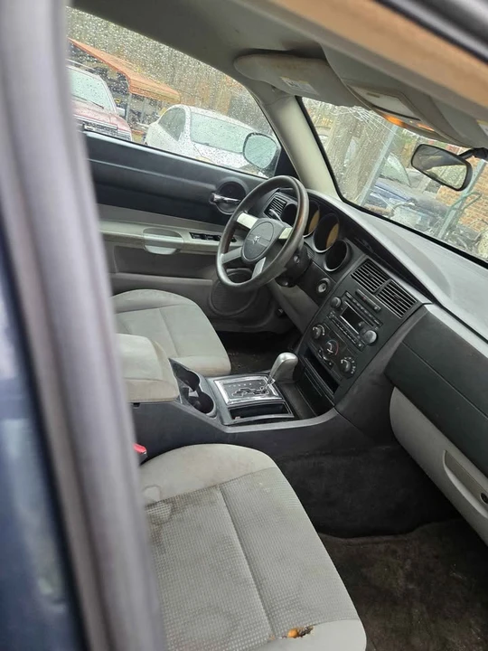 2007 Dodge Charger 6th Gen - Image 11 of 15