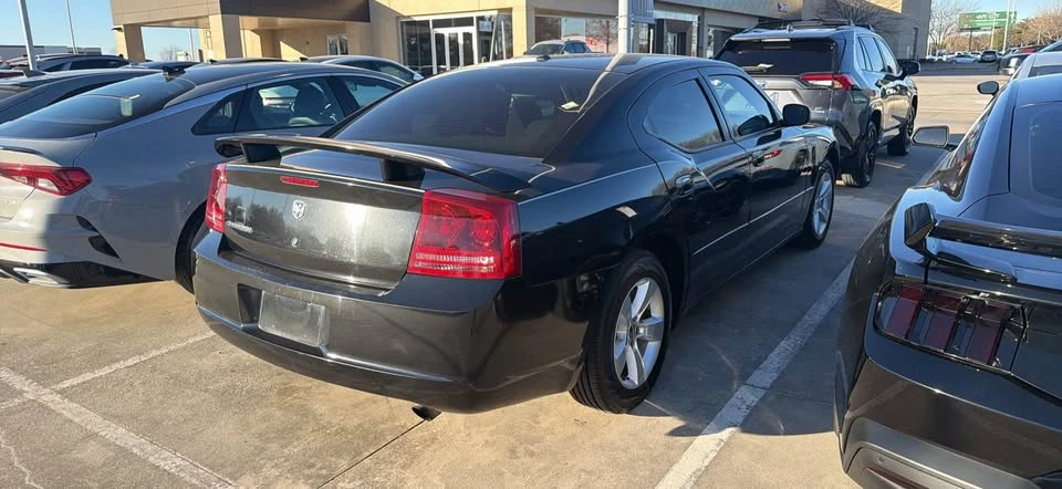 2007 Dodge Charger 6th Gen - Image 5 of 12