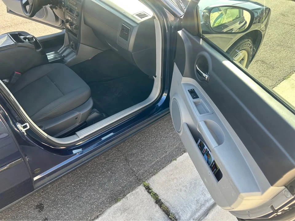 2007 Dodge Charger 6th Gen - Image 7 of 8