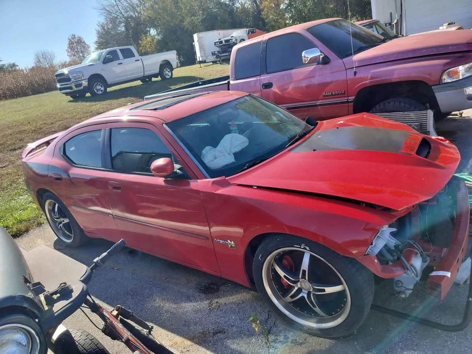 2007 Dodge Charger SRT & 392 6th Gen - Image 2 of 10