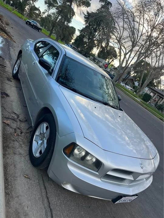 2007 Dodge Charger 6th Gen - Image 4 of 12