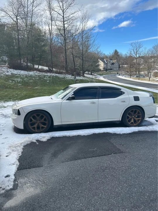 2007 Dodge Charger 6th Gen - Image 4 of 5