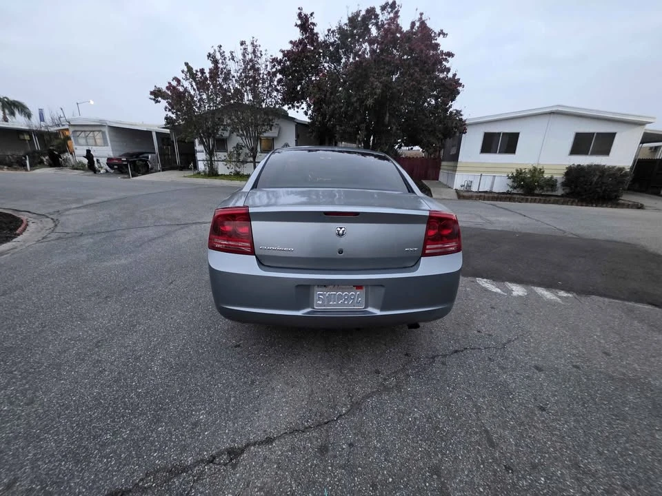 2007 Dodge Charger 6th Gen - Image 4 of 9