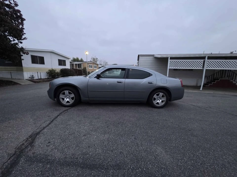2007 Dodge Charger 6th Gen - Image 2 of 9
