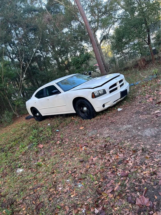 2007 Dodge Charger 6th Gen - Image 2 of 6