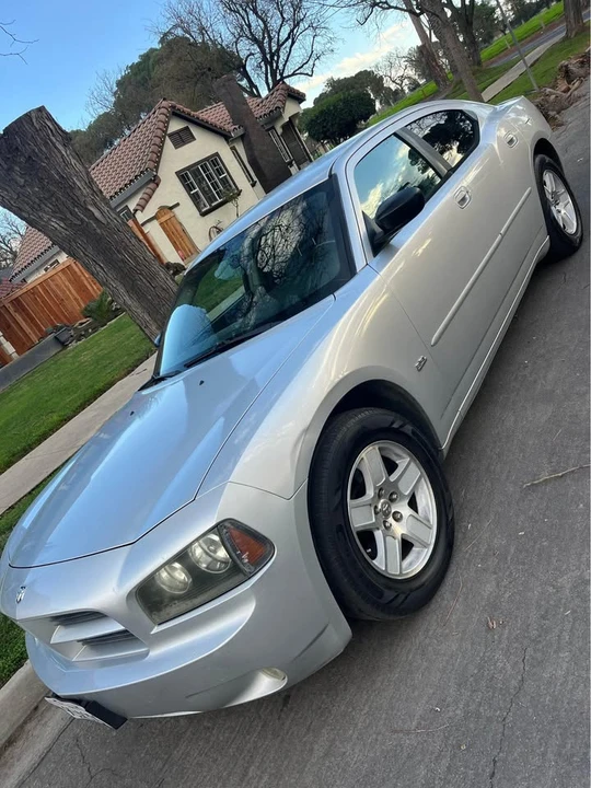 2007 Dodge Charger 6th Gen - Image 4 of 12
