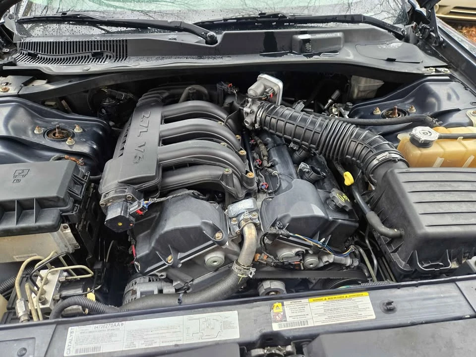 2007 Dodge Charger 6th Gen - Image 12 of 18