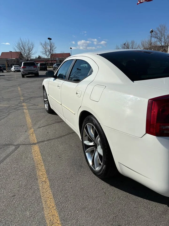 2007 Dodge Charger 6th Gen - Image 7 of 9