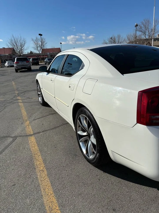 2007 Dodge Charger 6th Gen - Image 6 of 9