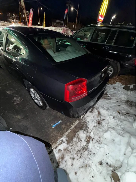 2007 Dodge Charger 6th Gen - Image 9 of 10