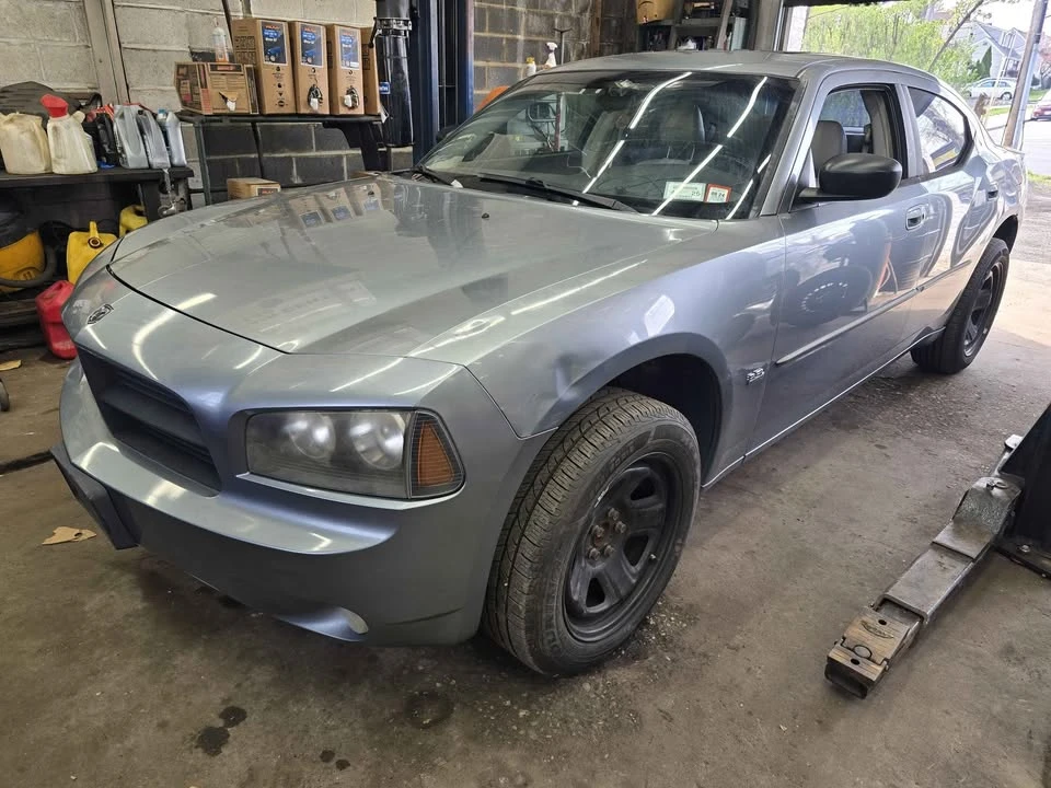 2007 Dodge Charger 6th Gen - Image 2 of 5
