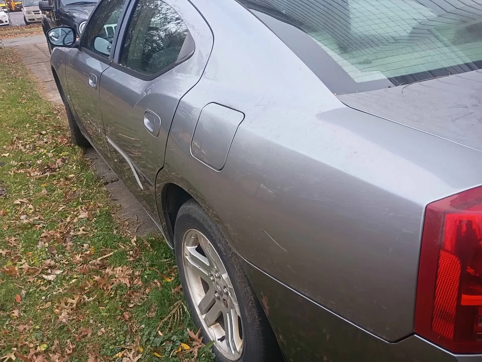 2007 Dodge Charger 6th Gen - Image 3 of 9