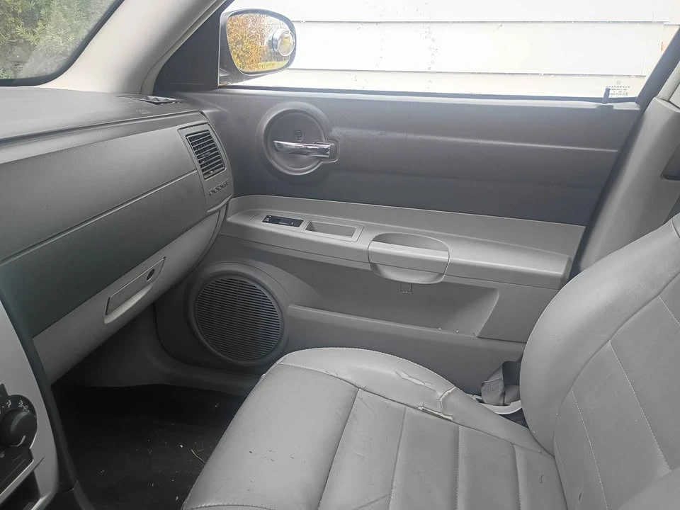 2007 Dodge Charger 6th Gen - Image 7 of 9