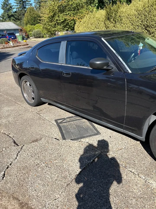 2007 Dodge Charger 6th Gen - Image 2 of 5