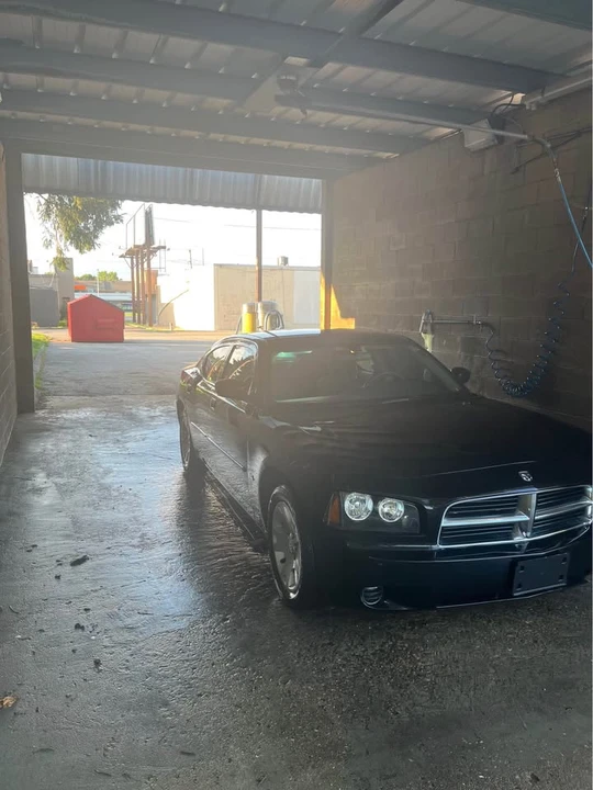 2007 Dodge Charger 6th Gen - Image 2 of 5