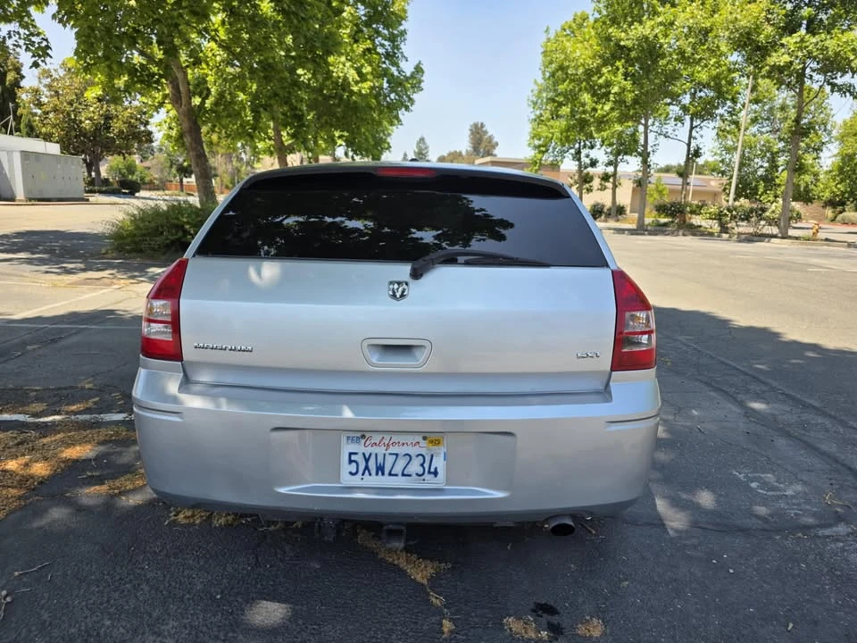 2007 Dodge Magnum 2nd Gen Wagon - Image 11 of 17
