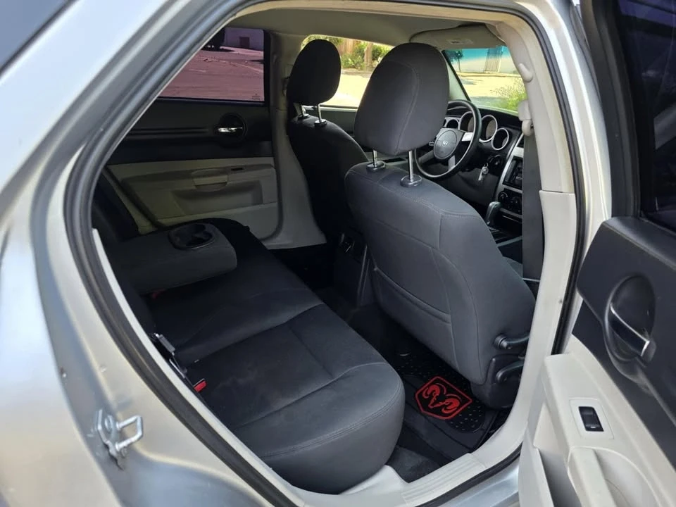 2007 Dodge Magnum 2nd Gen Wagon - Image 2 of 17