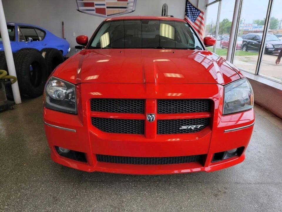 2007 Dodge Magnum 2nd Gen Wagon - Image 2 of 18