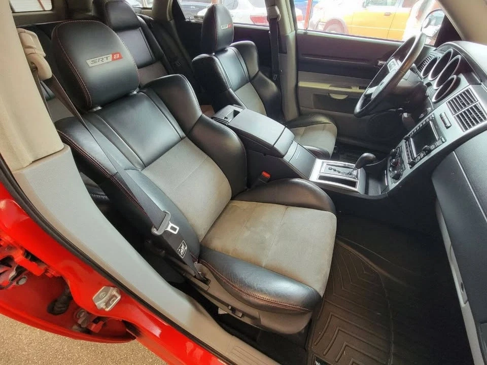 2007 Dodge Magnum 2nd Gen Wagon - Image 13 of 18