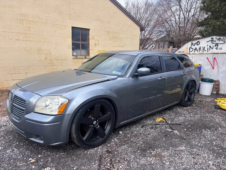 2007 Dodge Magnum 2nd Gen Wagon - Image 10 of 12