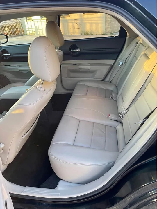 2007 Dodge Magnum 2nd Gen Wagon - Image 10 of 12